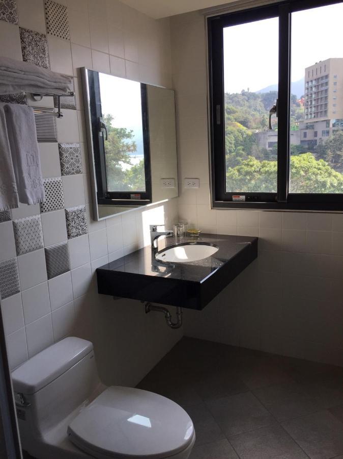 Miracolo View Hotel Yuchi Exterior photo