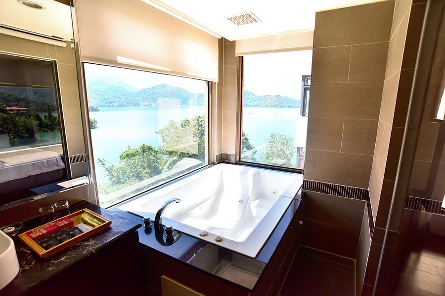 Miracolo View Hotel Yuchi Exterior photo